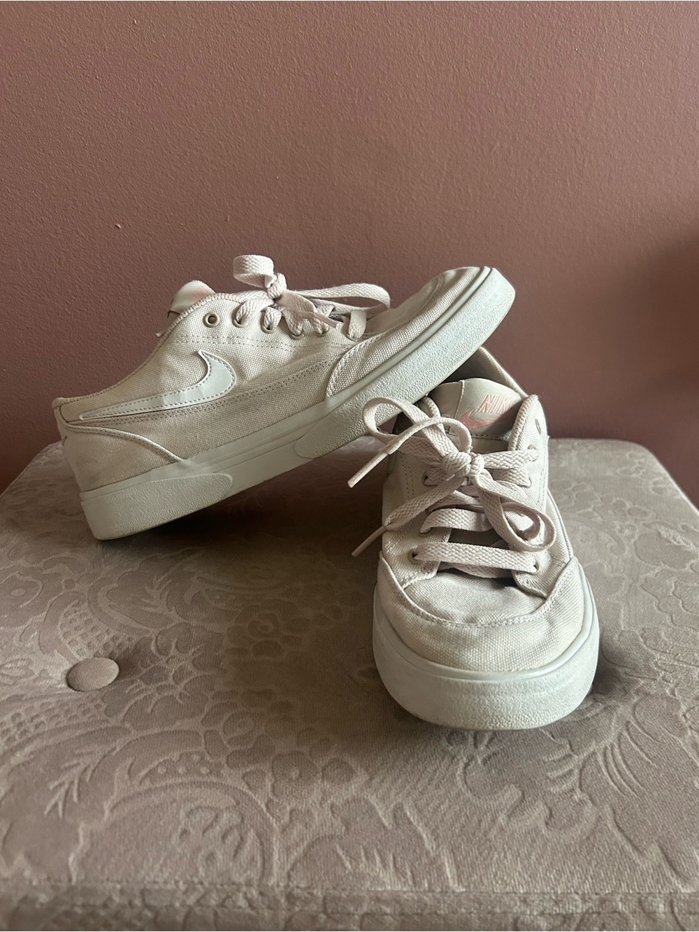 Nike light pink canvas sneakers - Nike Women's GTS '16